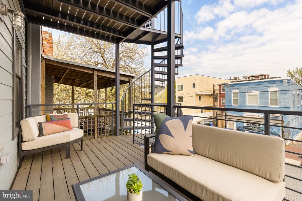763 Morton St NW #3