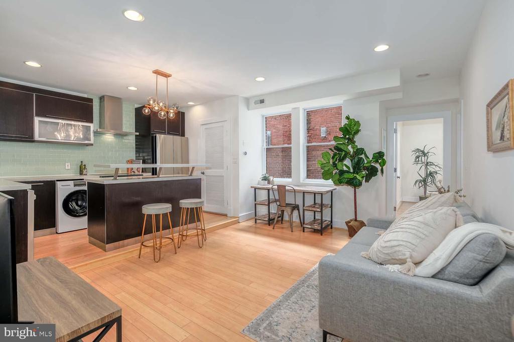 1409 G St NE #4
