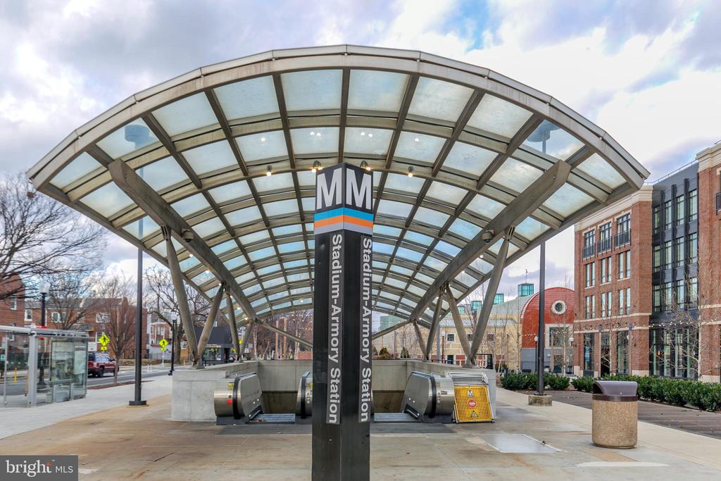 1409 G St NE #4