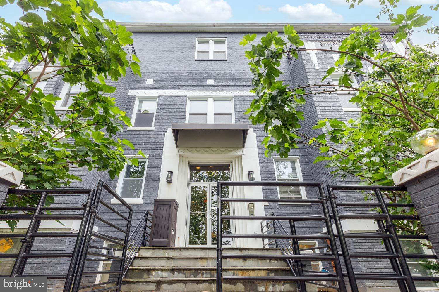 1409 G St NE #4