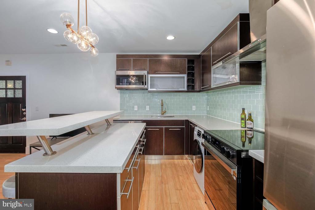 1409 G St NE #4