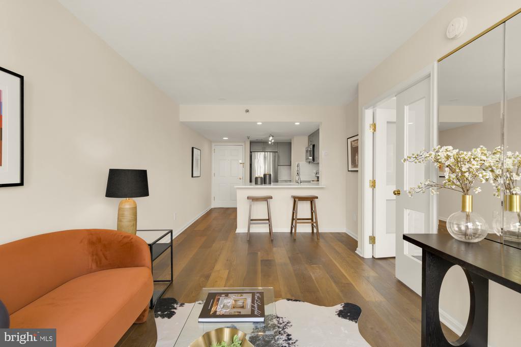 801 Pennsylvania Ave NW #Ph03