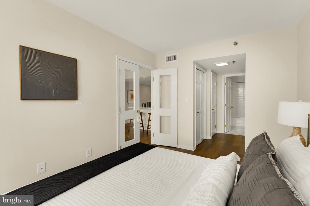 801 Pennsylvania Ave NW #Ph03