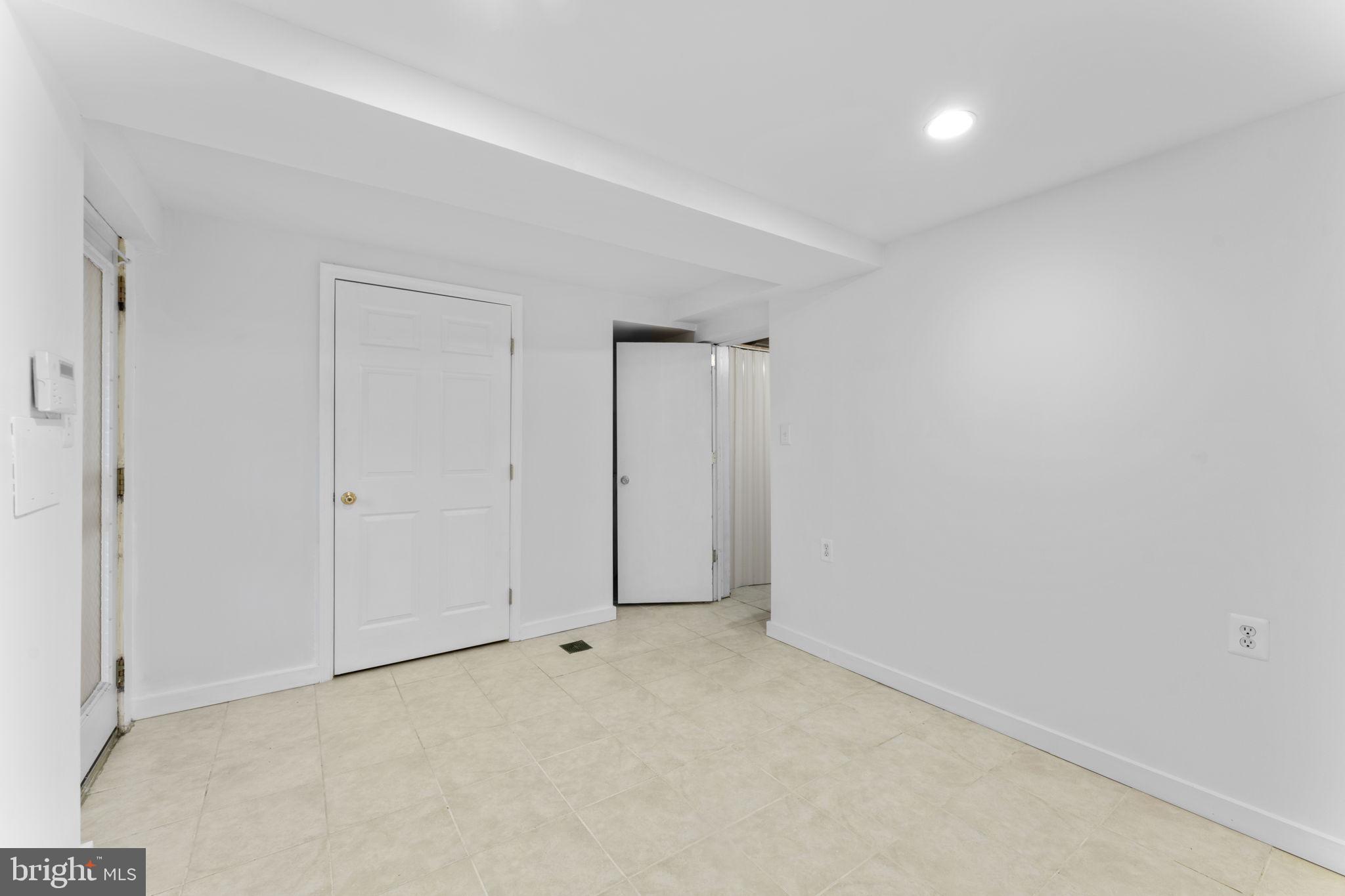 1804 BURKE STREET SE