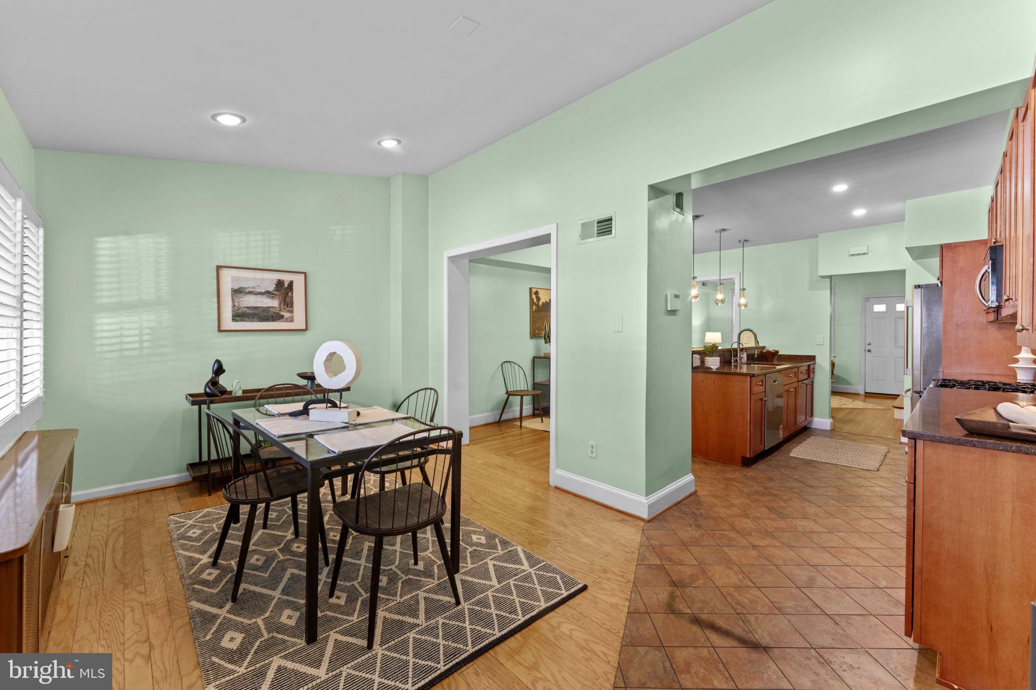 1804 BURKE STREET SE