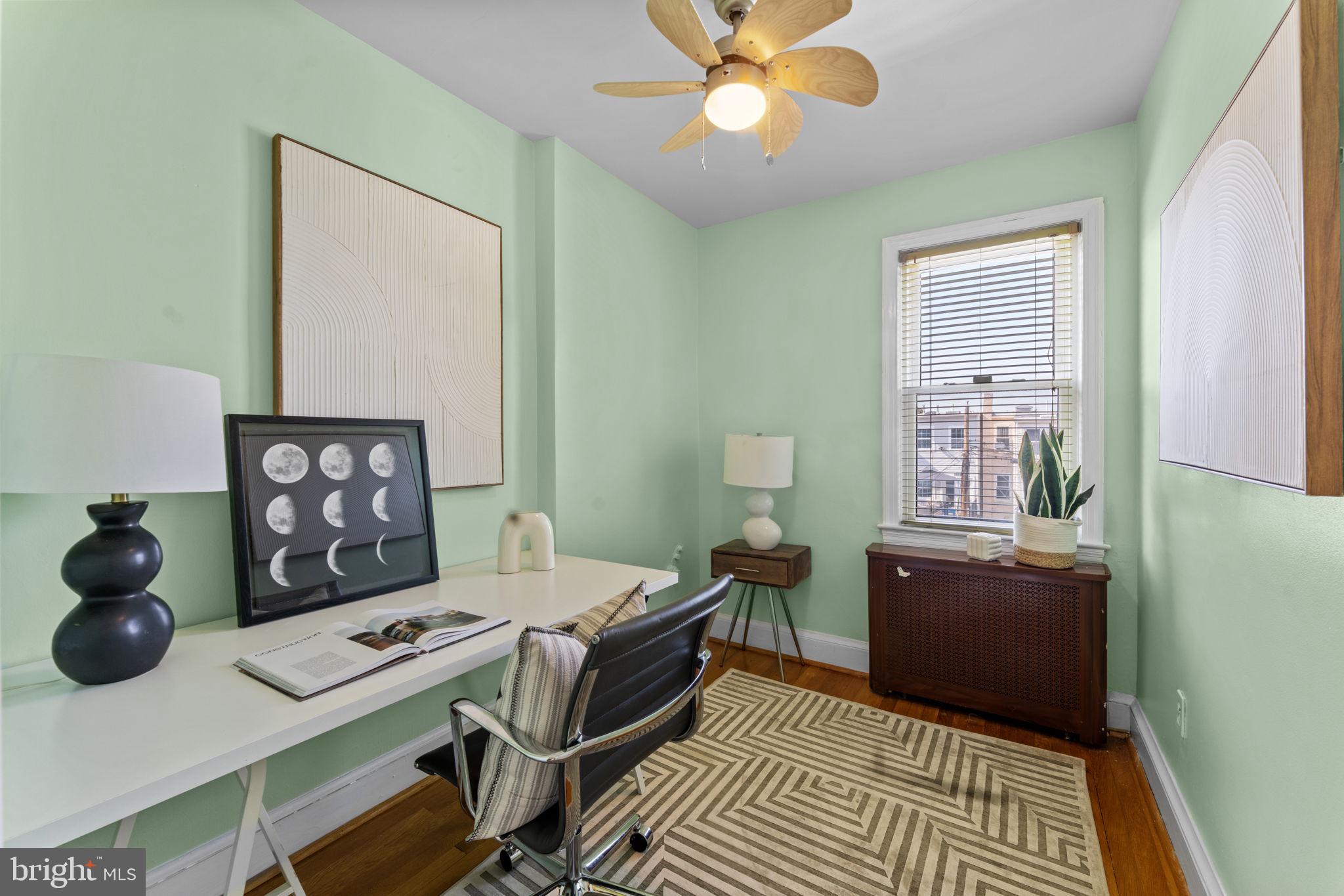 1804 BURKE STREET SE