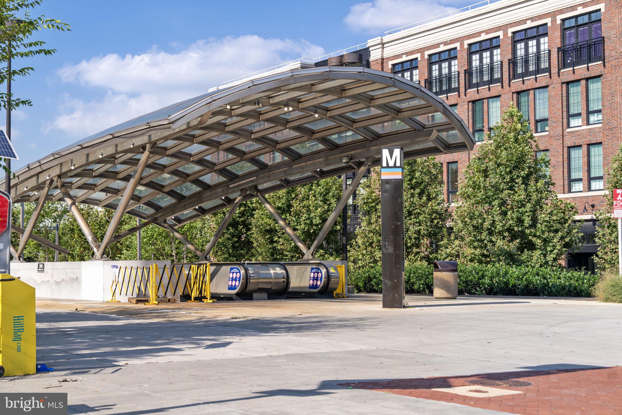 1804 BURKE STREET SE