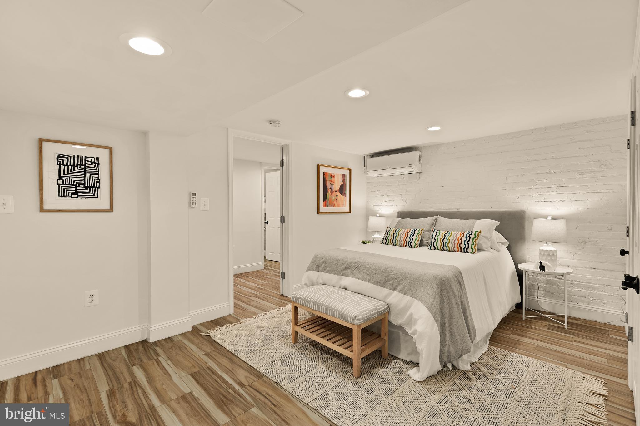 222 TENNESSEE AVENUE NE