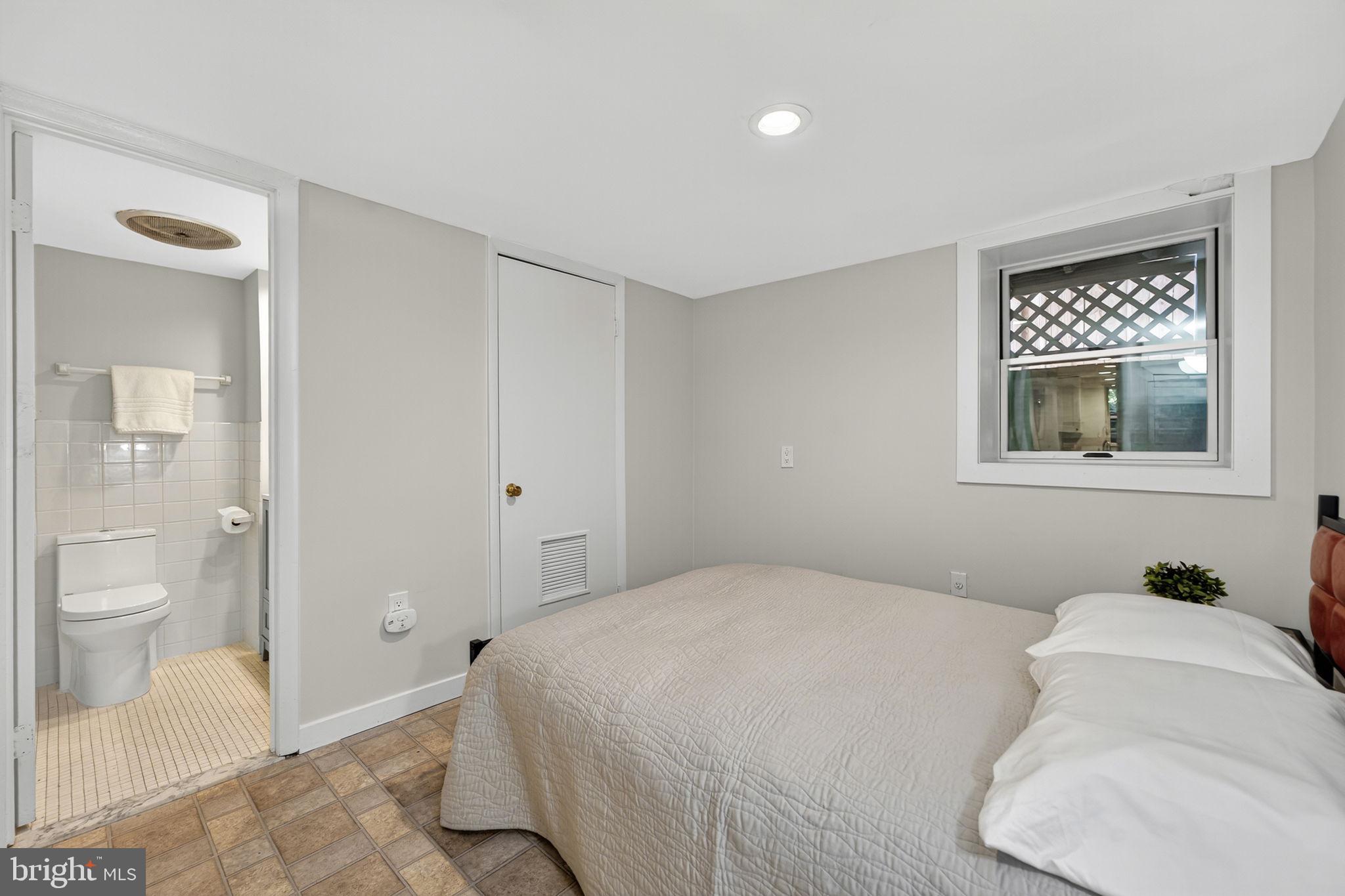 107 KENTUCKY AVENUE SE