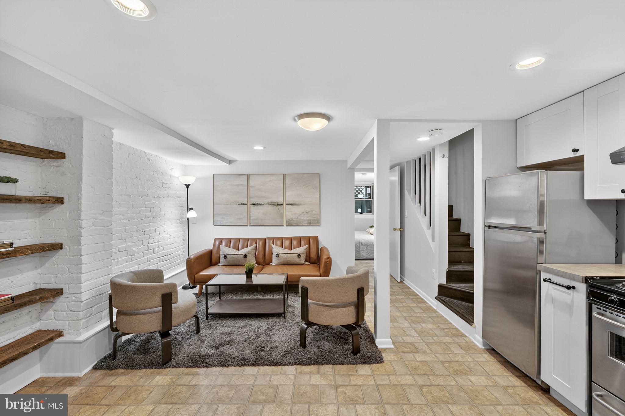 107 KENTUCKY AVENUE SE