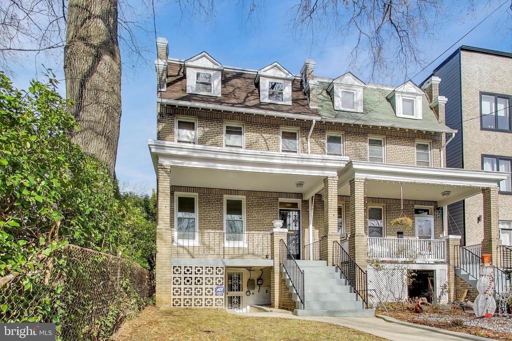 1311 LONGFELLOW STREET NW