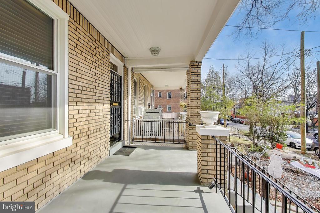 1311 LONGFELLOW STREET NW