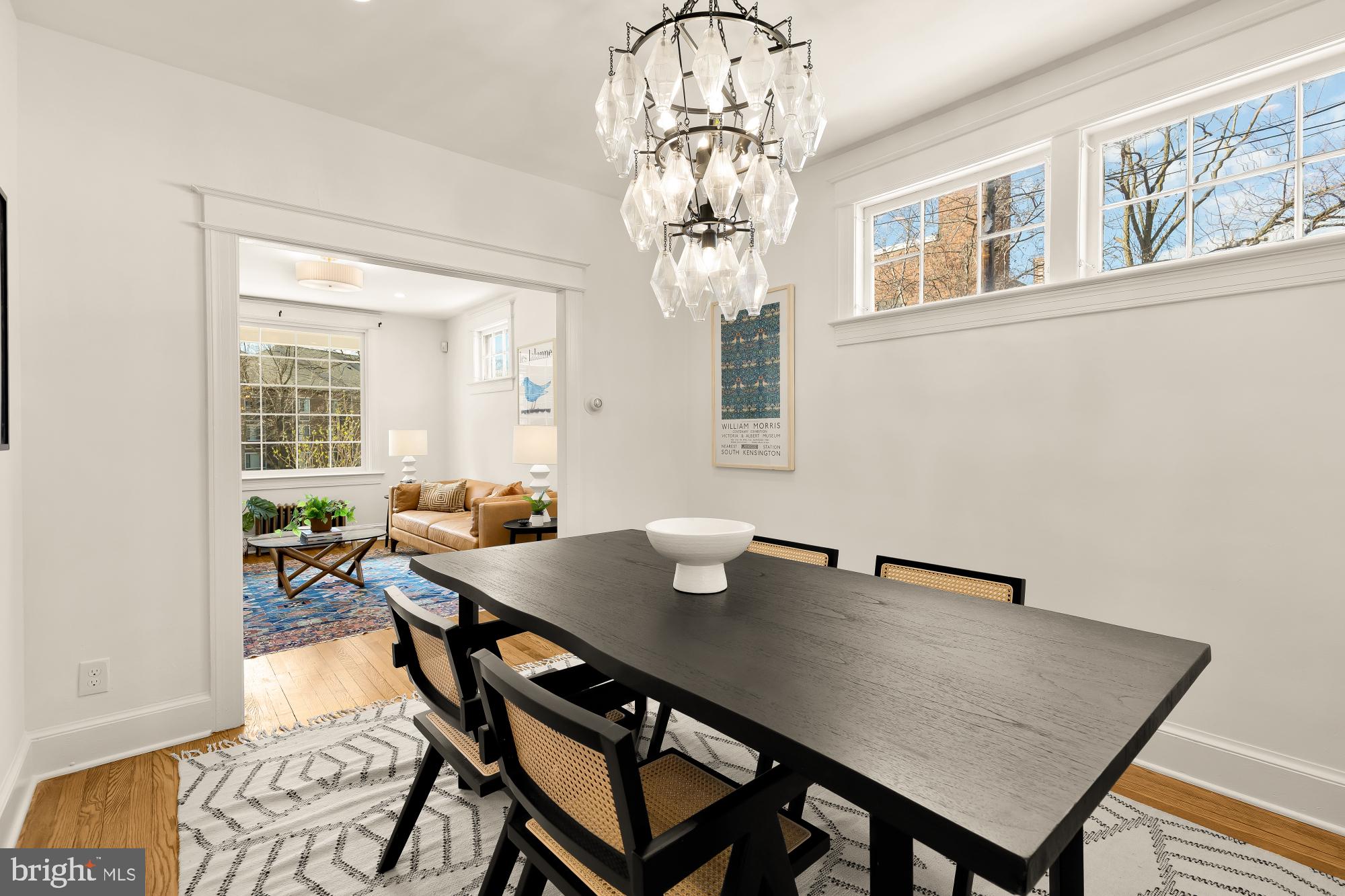 410 DOUGLAS STREET NE