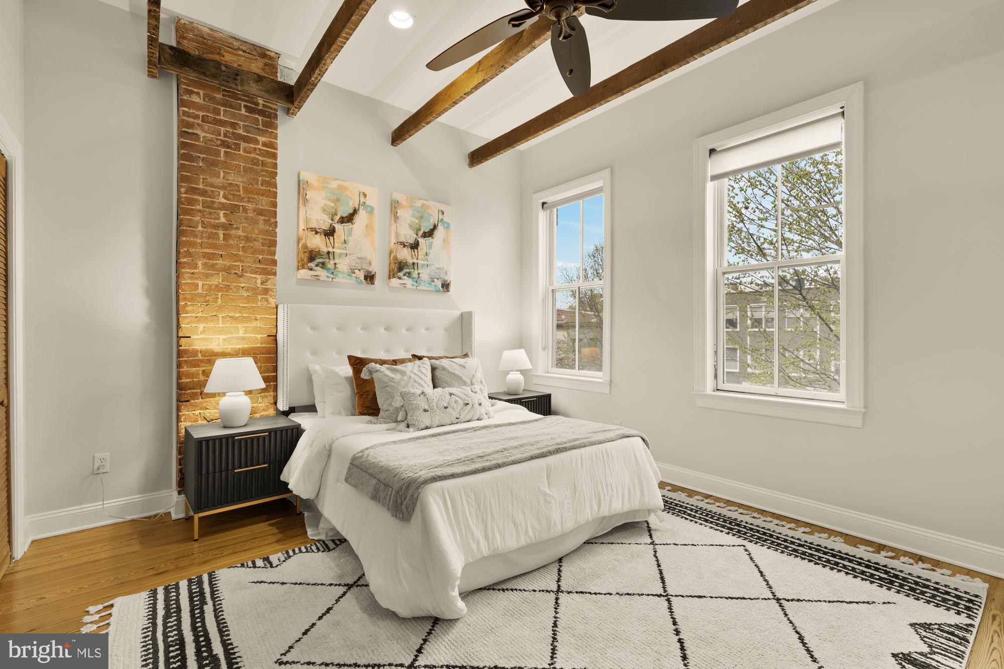 619 INDEPENDENCE AVENUE SE