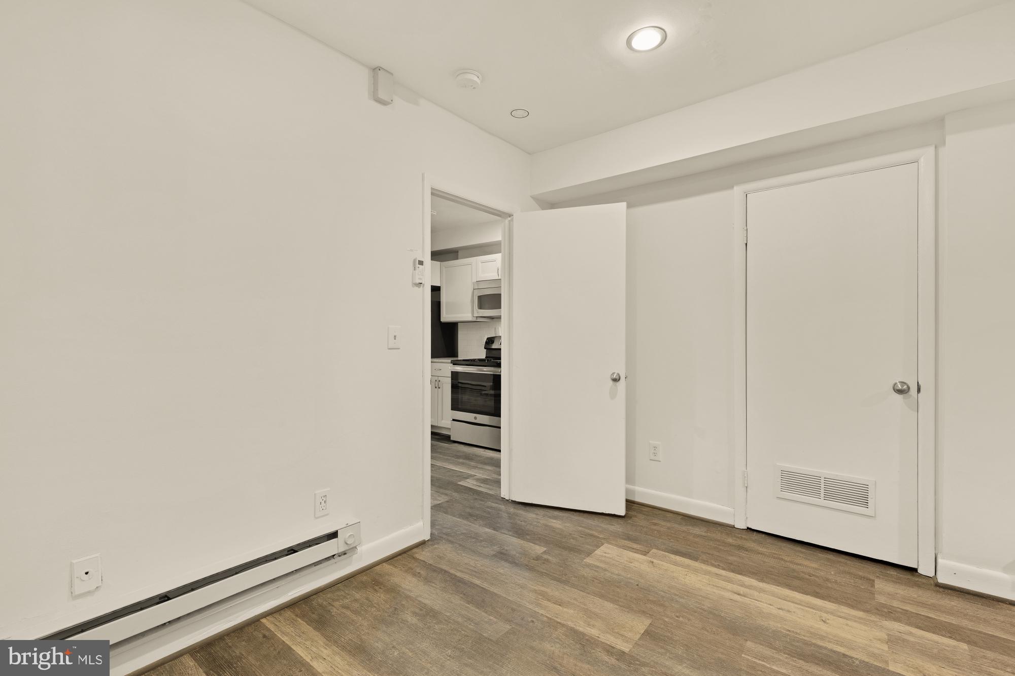 619 INDEPENDENCE AVENUE SE