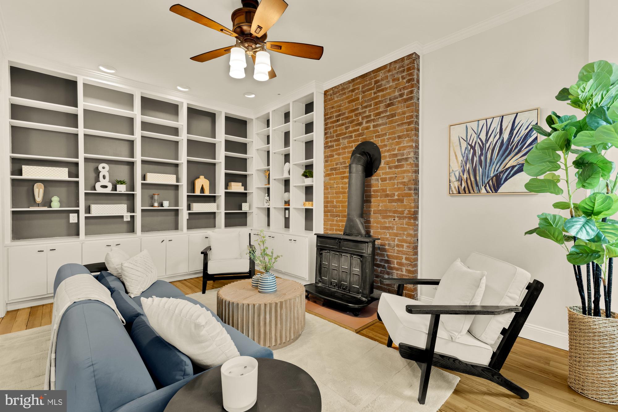 619 INDEPENDENCE AVENUE SE