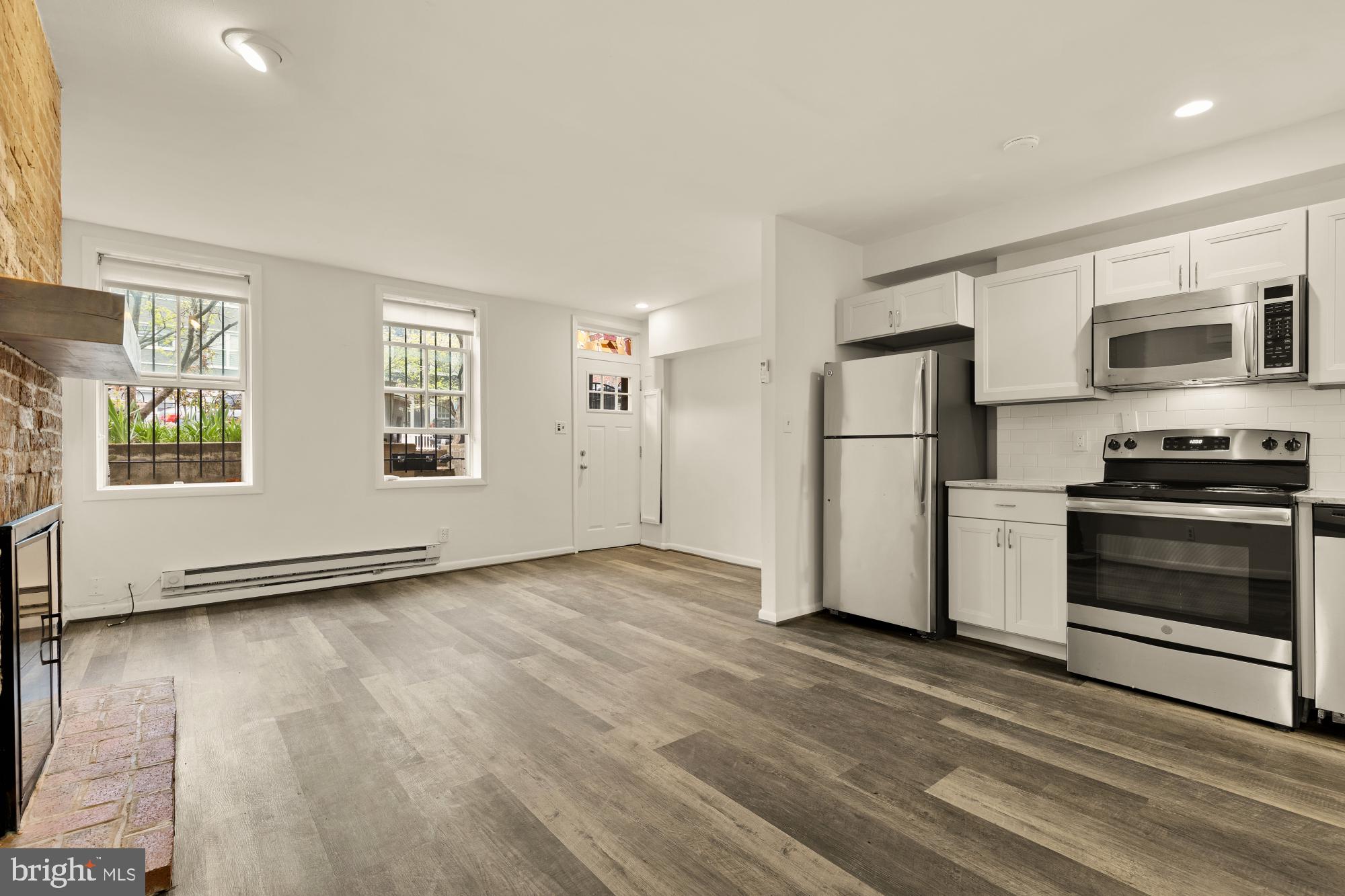 619 INDEPENDENCE AVENUE SE