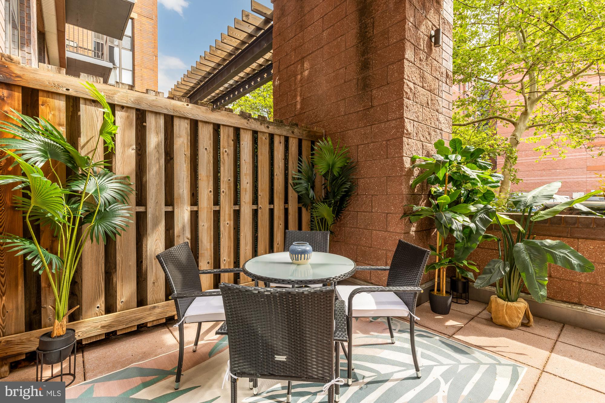 1001 L STREET NW 103