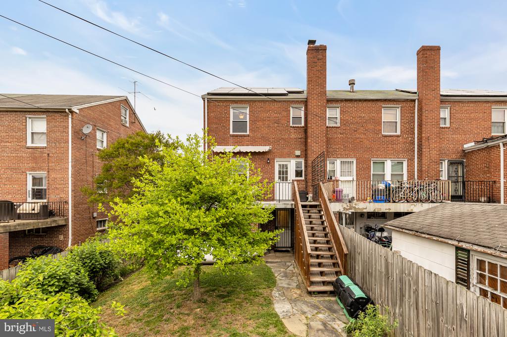 1917 T PLACE SE