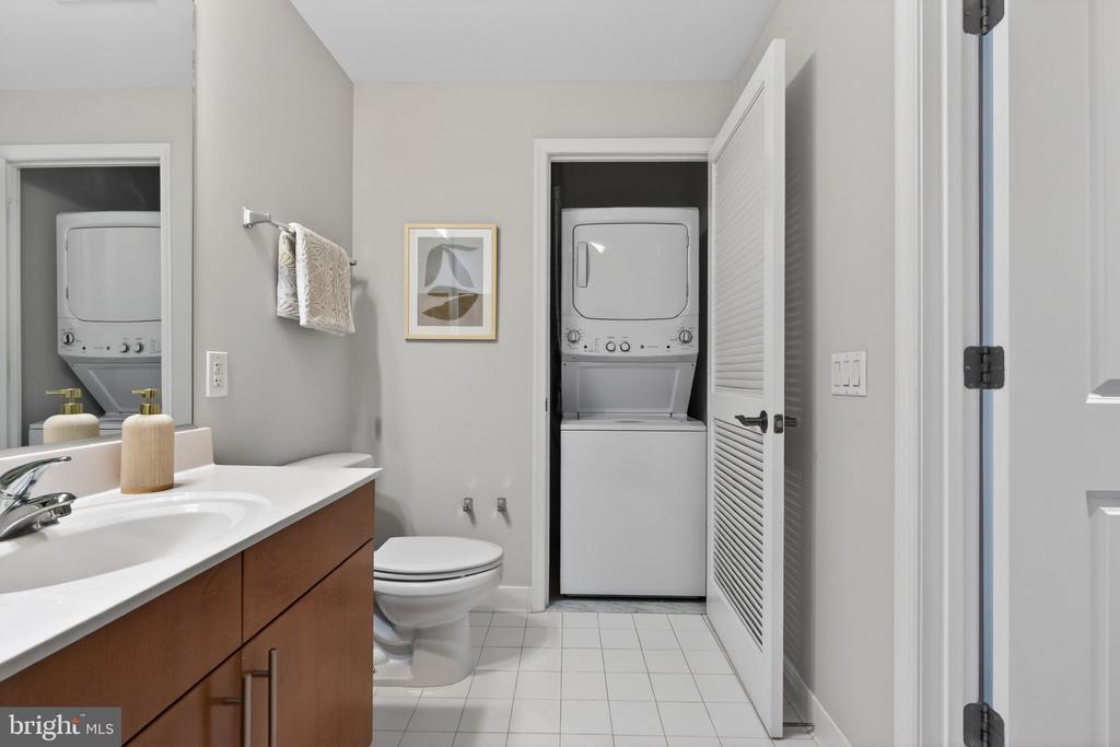 1390 KENYON STREET NW Unit: 613