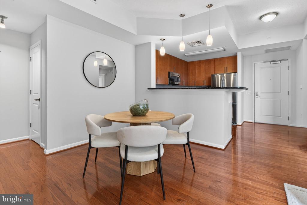 1390 KENYON STREET NW Unit: 613