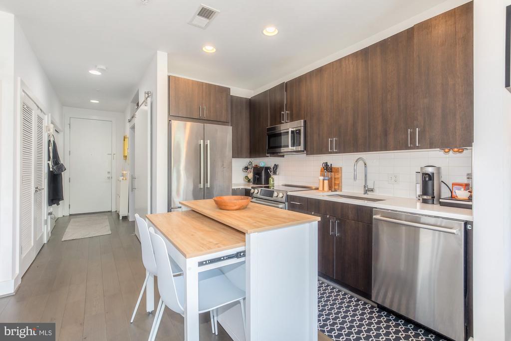 1500 PENNSYLVANIA AVENUE SE Unit: 210