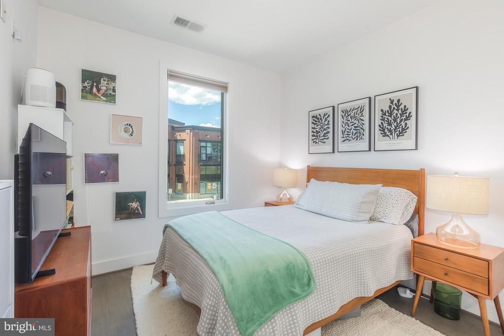 1500 PENNSYLVANIA AVENUE SE Unit: 210