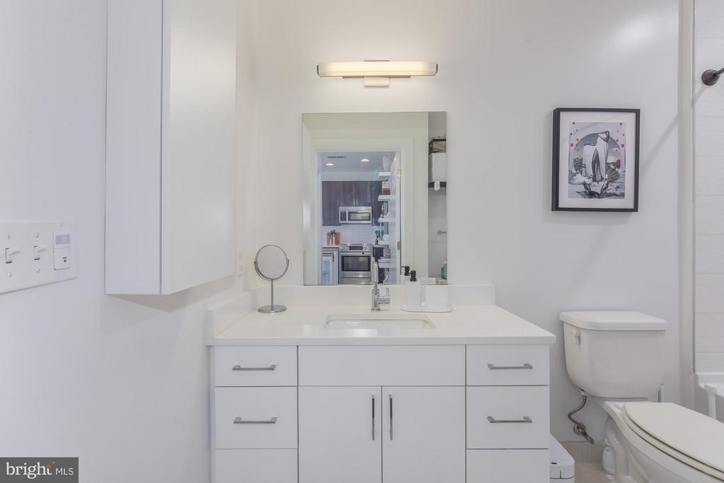 1500 PENNSYLVANIA AVENUE SE Unit: 210