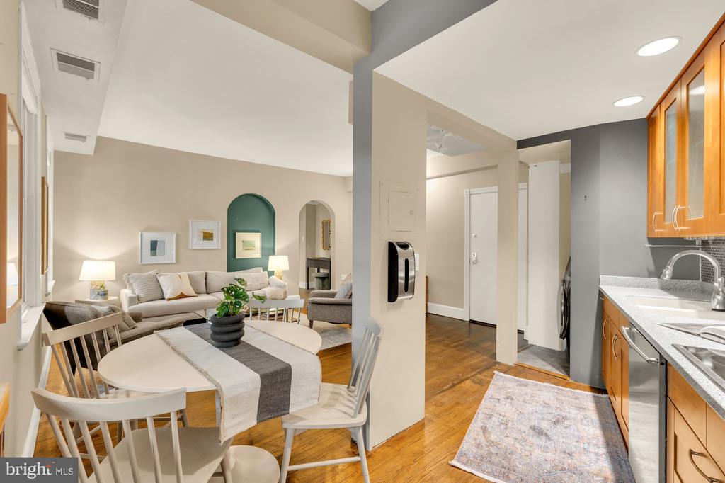 1615 KENYON STREET NW Unit: 4