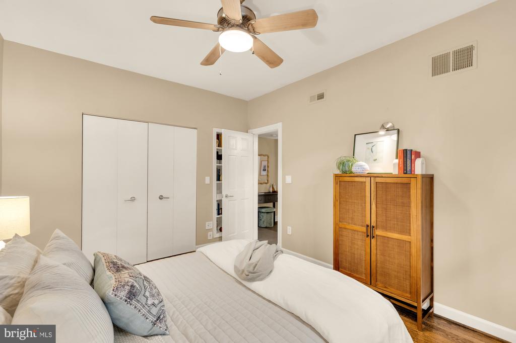 1615 KENYON STREET NW Unit: 4
