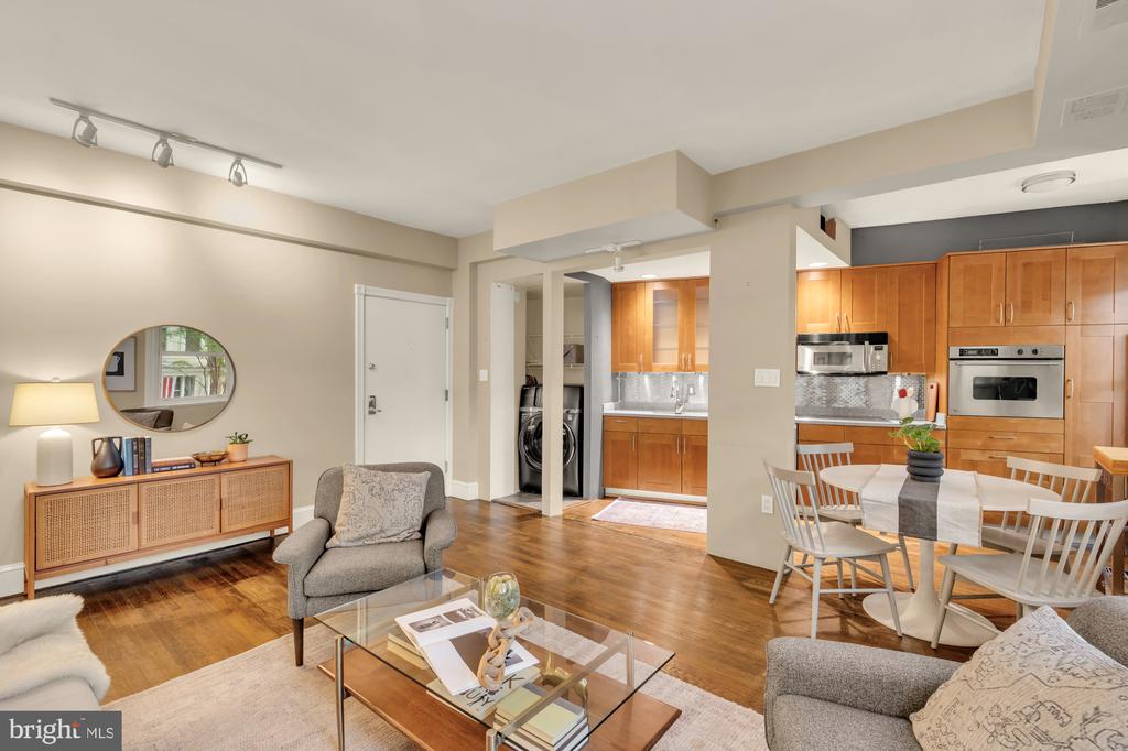1615 KENYON STREET NW Unit: 4