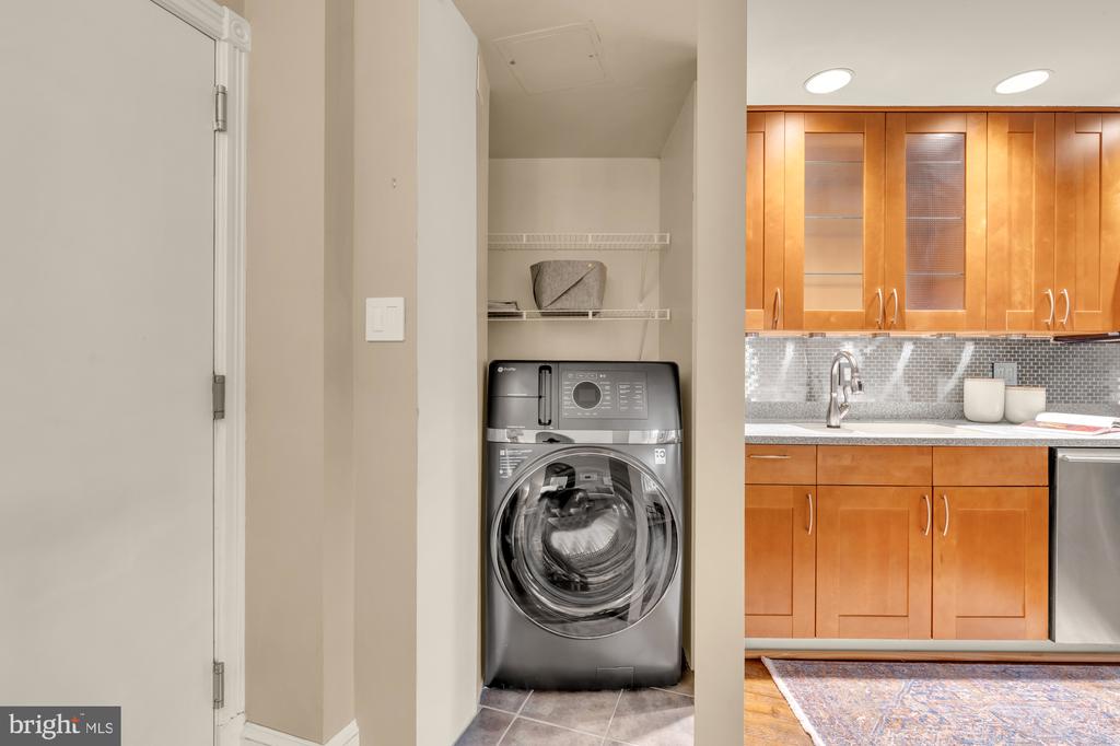 1615 KENYON STREET NW Unit: 4