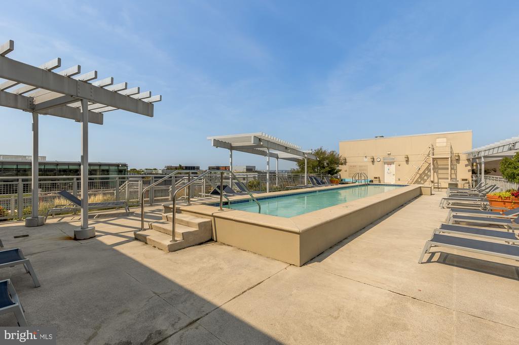 1025 1ST SE Unit: 104