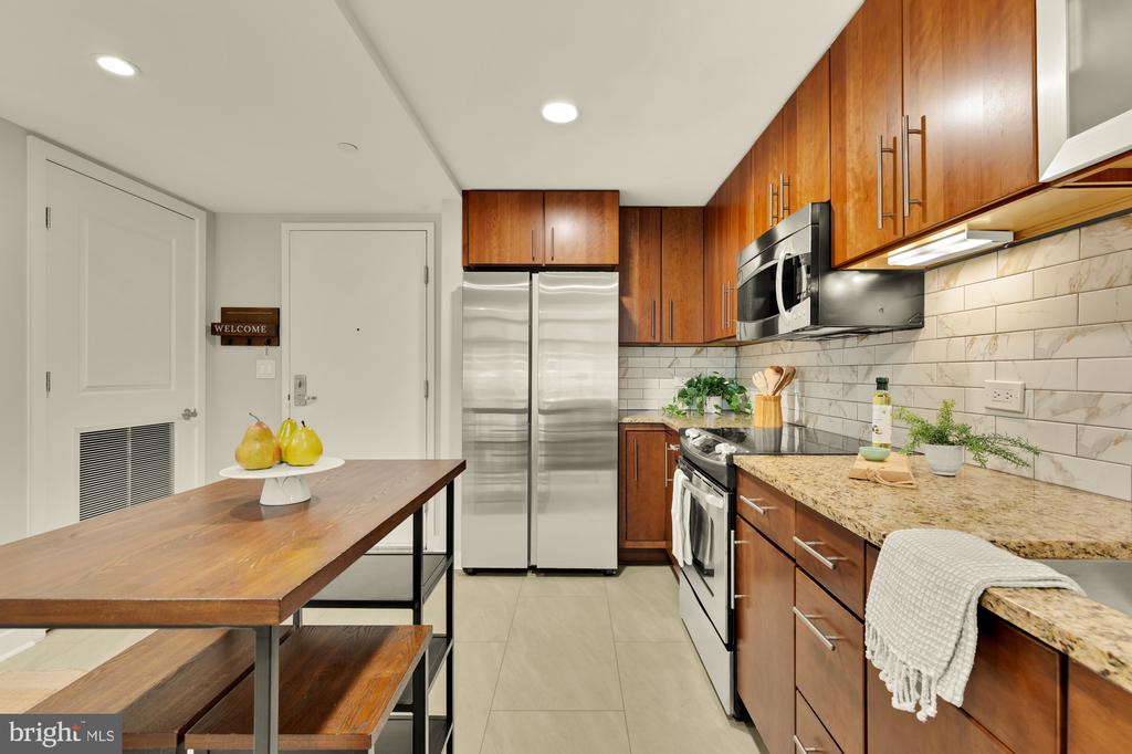 1025 1ST SE Unit: 104