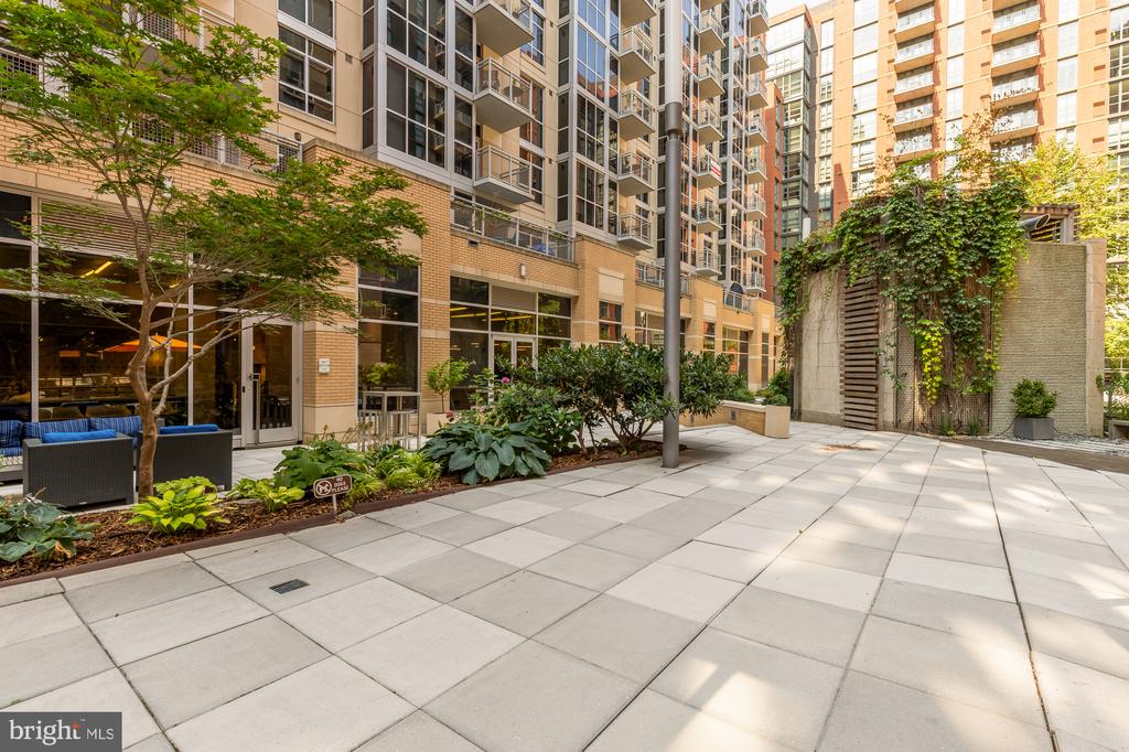 1025 1ST SE Unit: 104
