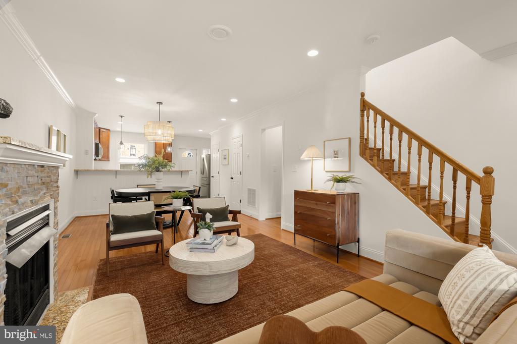 320 19TH STREET NE