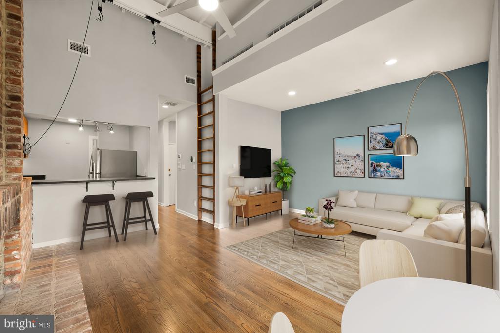 311 4TH STREET SE Unit: 6