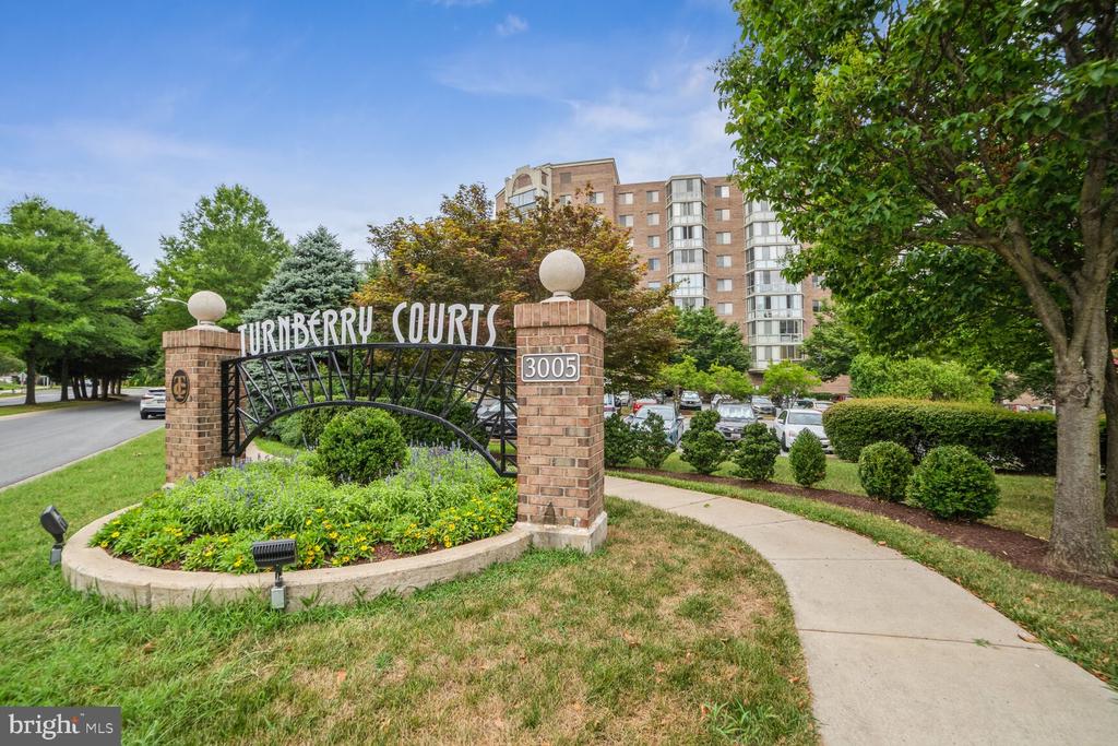3005 S Leisure World Blvd #207