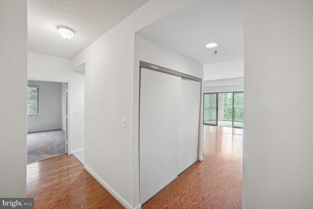3005 S Leisure World Blvd #207