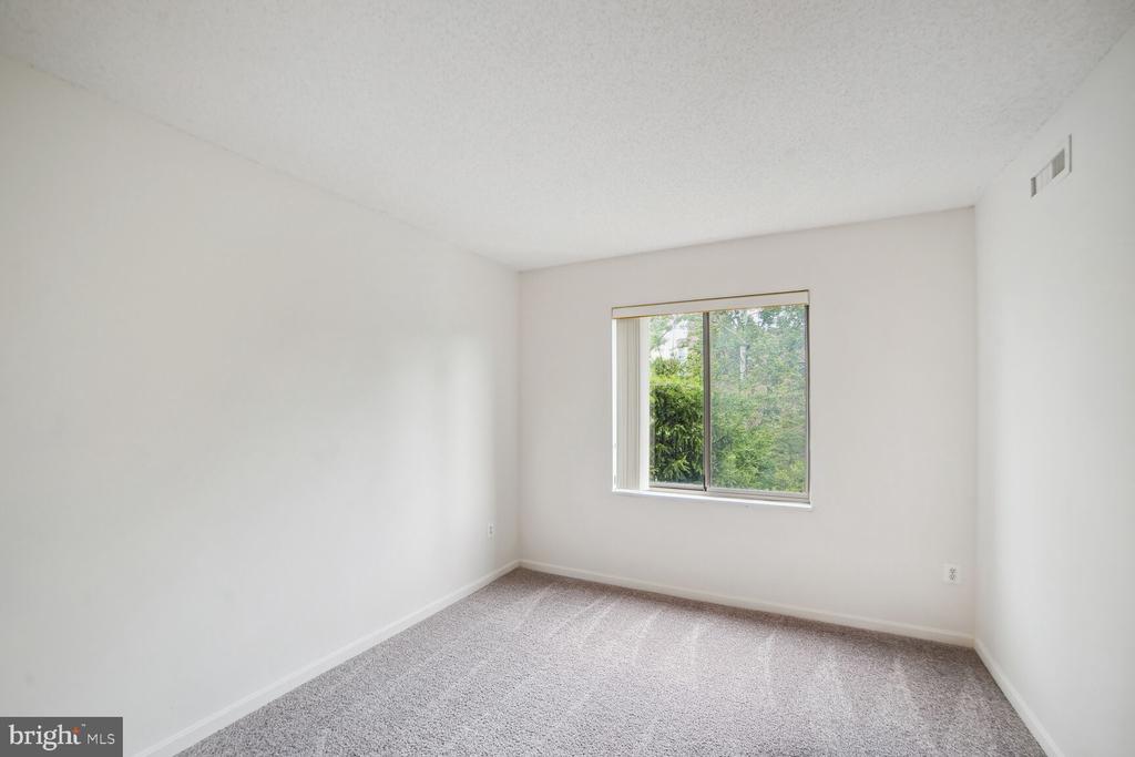 3005 S Leisure World Blvd #207