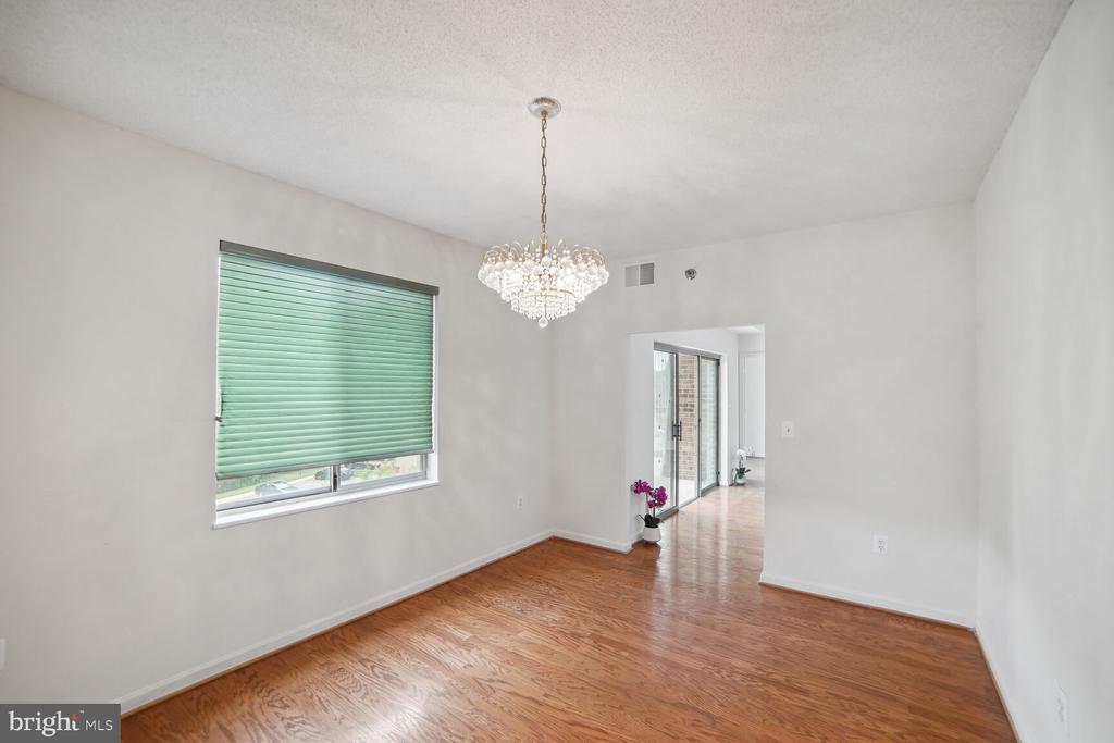 3005 S Leisure World Blvd #207