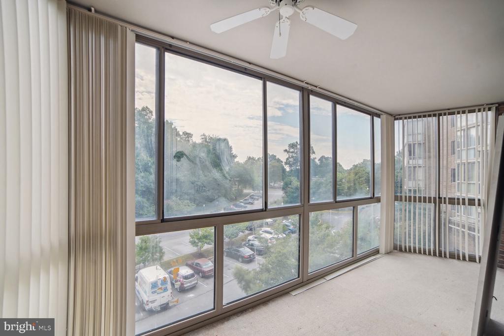 3005 S Leisure World Blvd #207