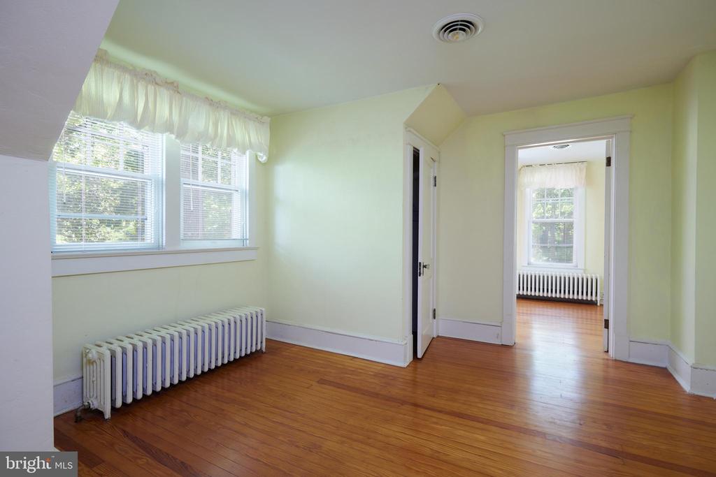 22500 OLD HUNDRED ROAD