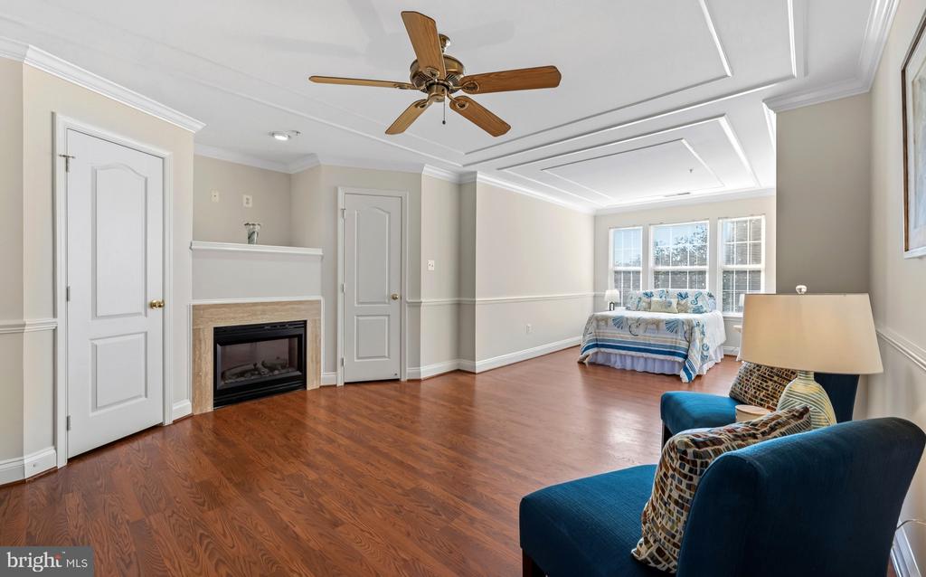 2201 KIMBALL PLACE