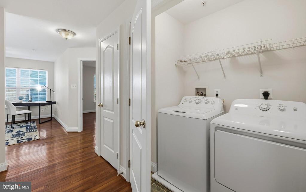2201 KIMBALL PLACE