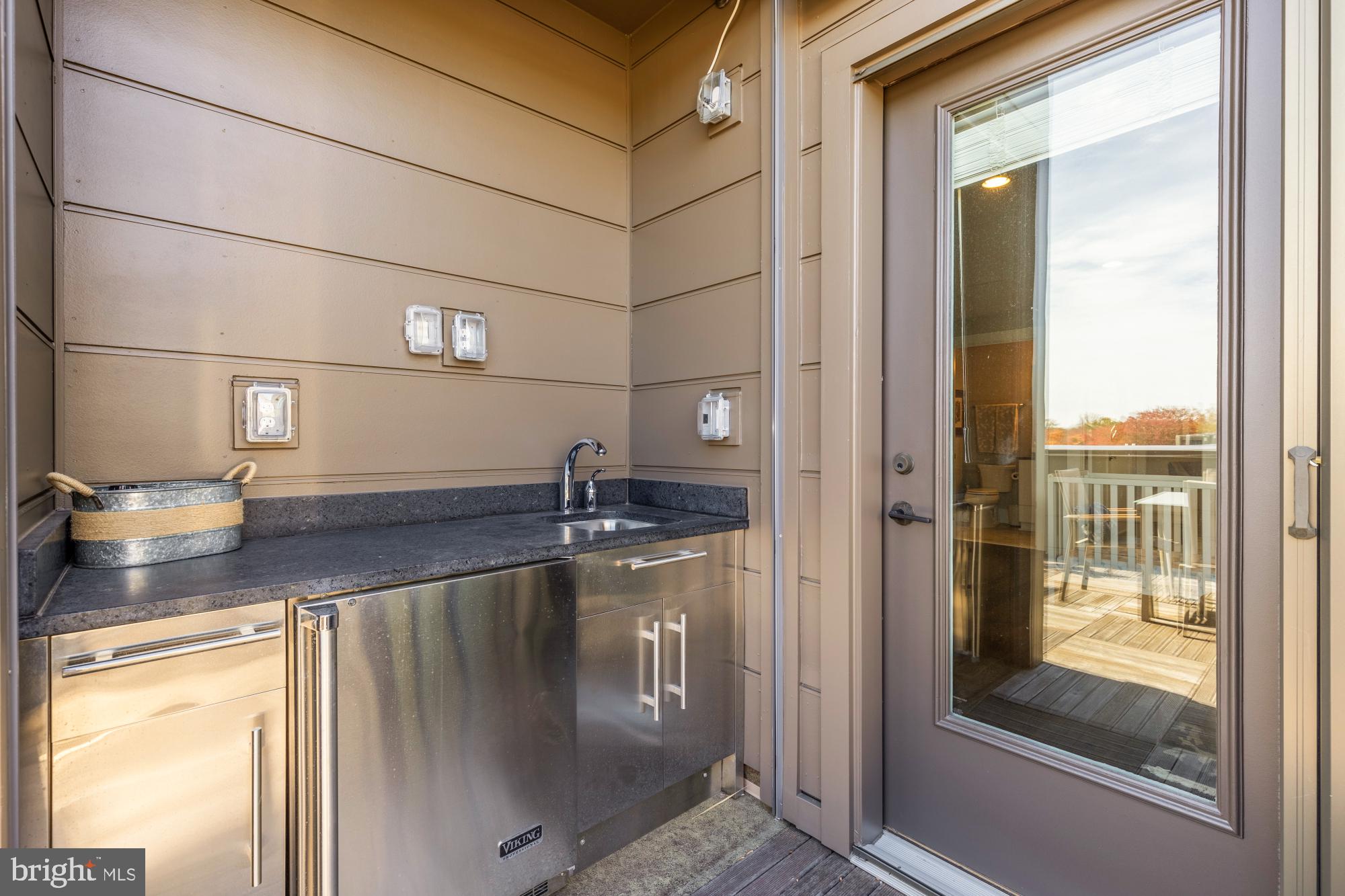 3685 CHEVY CHASE LAKE DRIVE