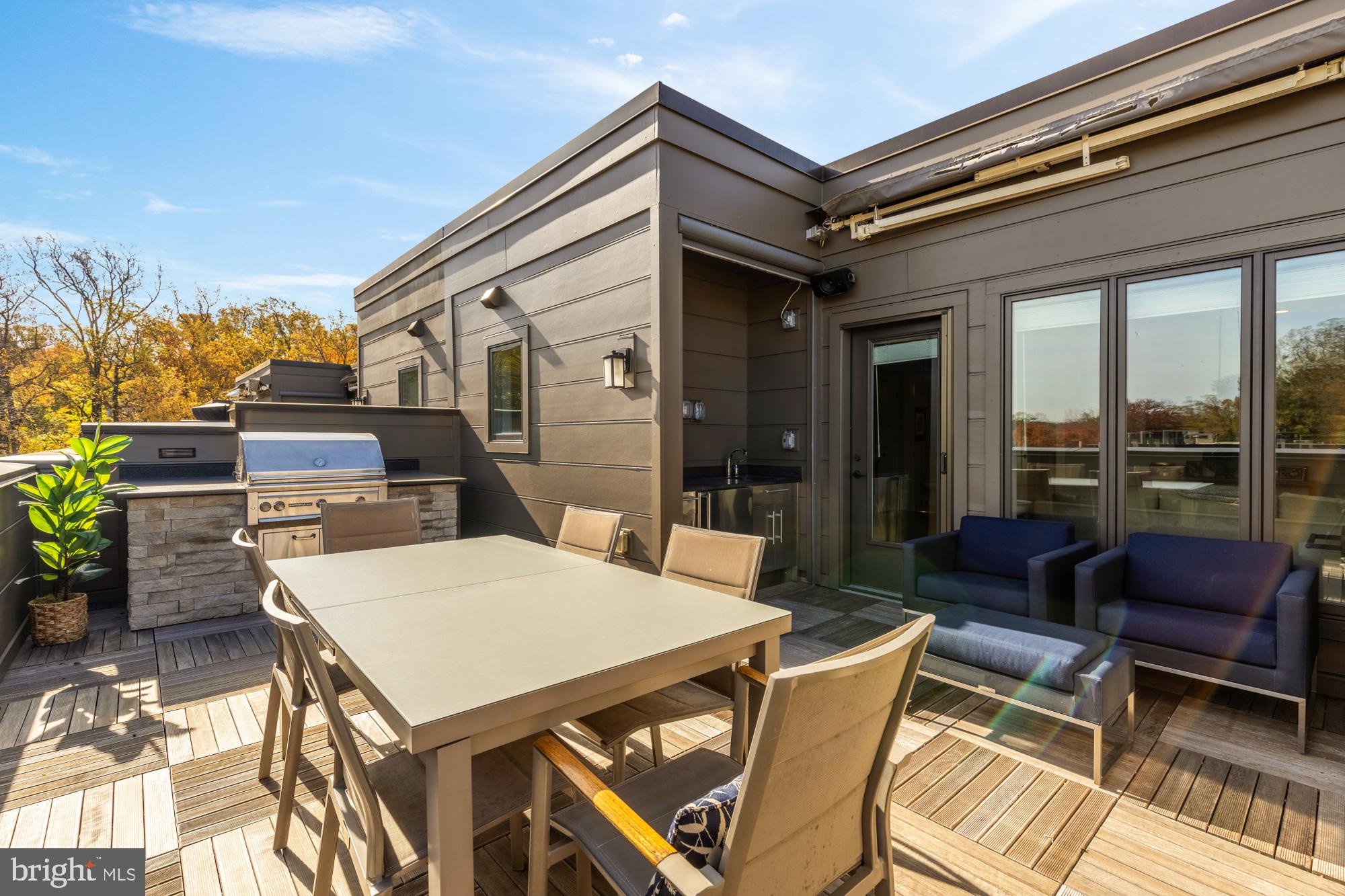 3685 CHEVY CHASE LAKE DRIVE