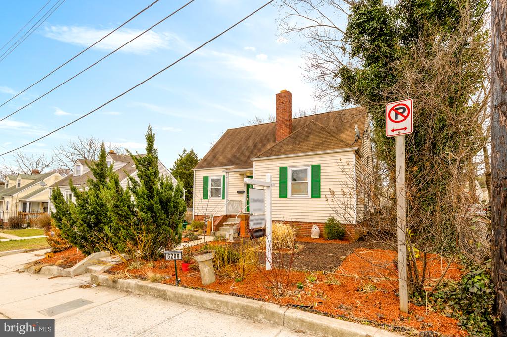 6209 Queens Chapel Rd