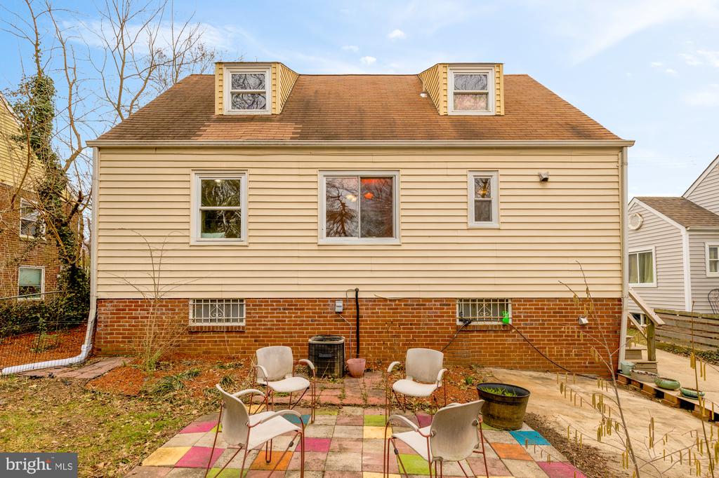 6209 Queens Chapel Rd