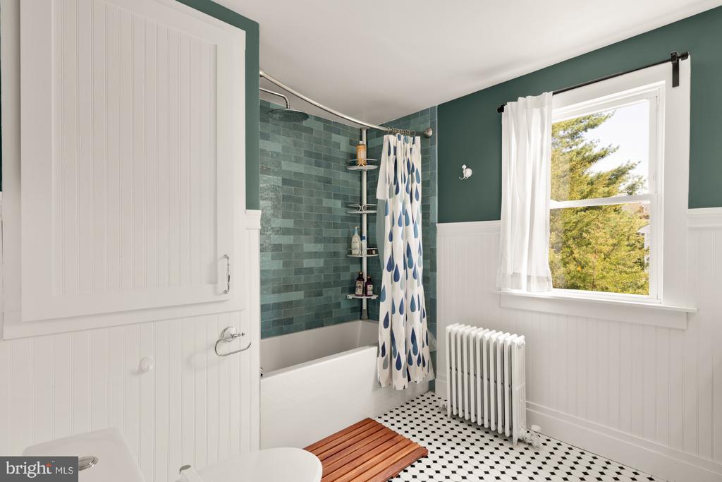 3403 Cheverly